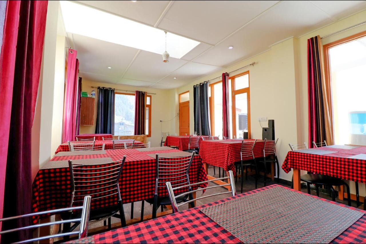 FabHotel Mai Vrindavan Manāli Esterno foto