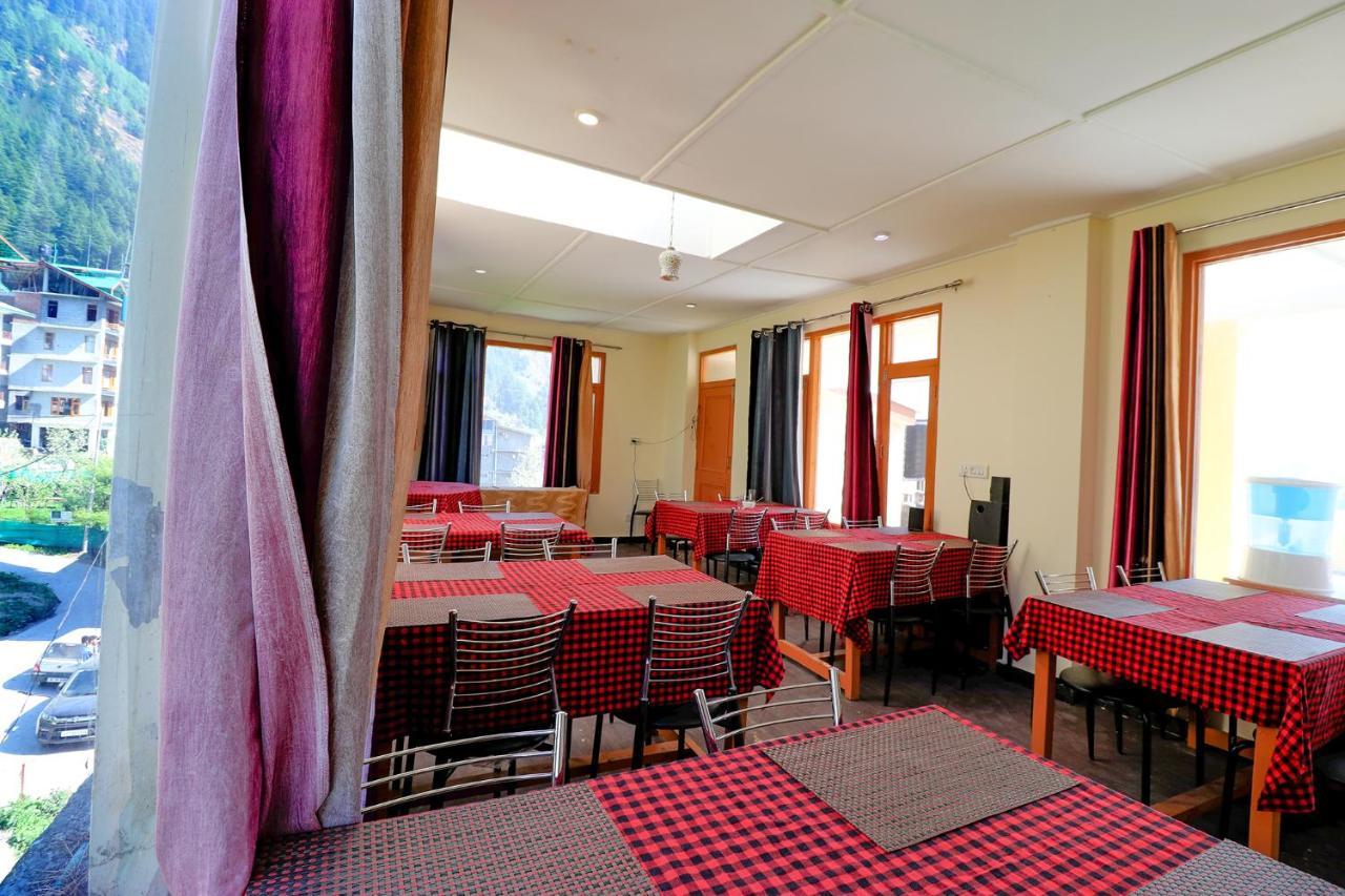 FabHotel Mai Vrindavan Manāli Esterno foto