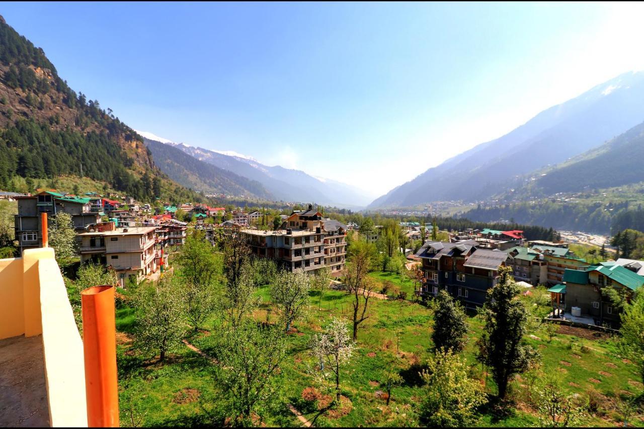 FabHotel Mai Vrindavan Manāli Esterno foto